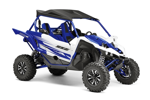 UTV Yamaha Pure Sport YXZ 1000R 2017 parked