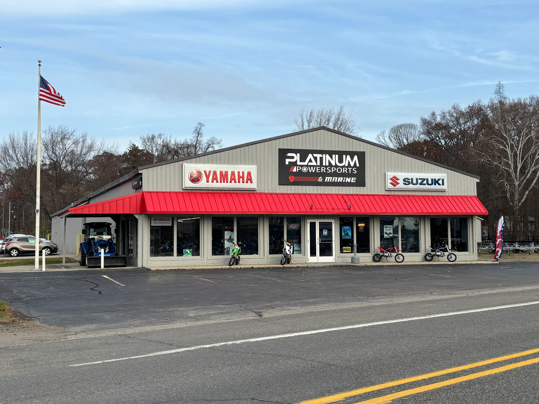 Platinum Powersports in Coloma, Michigan near Paw Paw Lake – Yamaha motorsports, pontoon boats, parts, service, and accessories
