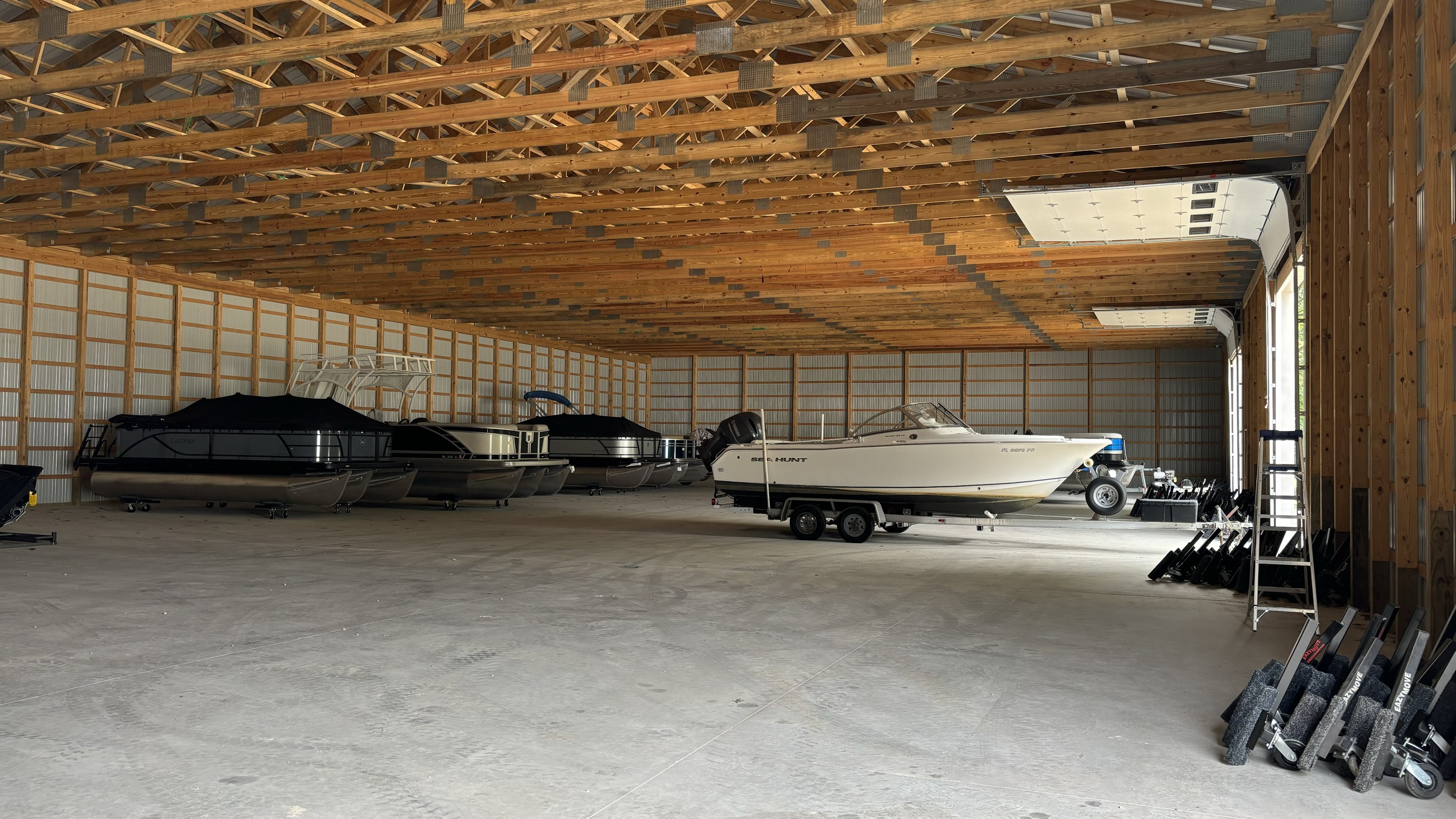 Indoor Boat, Pontoon, Tritoon pricing